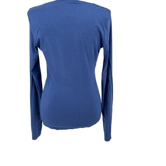 Chic & Flirty Deep V-Neck Top – United Colors of Benetton | Long Sleeve Blouse - Picture 8 of 9